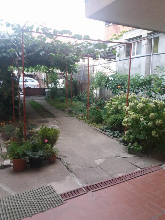 Julija Guest House Охрид Екстер'єр фото